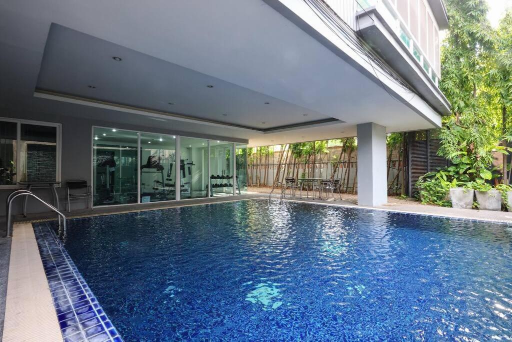 Luxury Living In Heart Of Nimman อพาร์ทเม้น *
