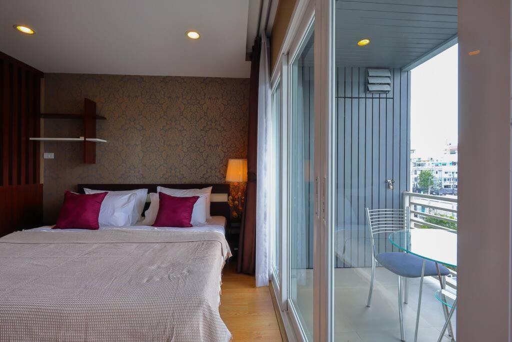 Luxury Living In Heart Of Nimman อพาร์ทเม้น เชียงใหม่