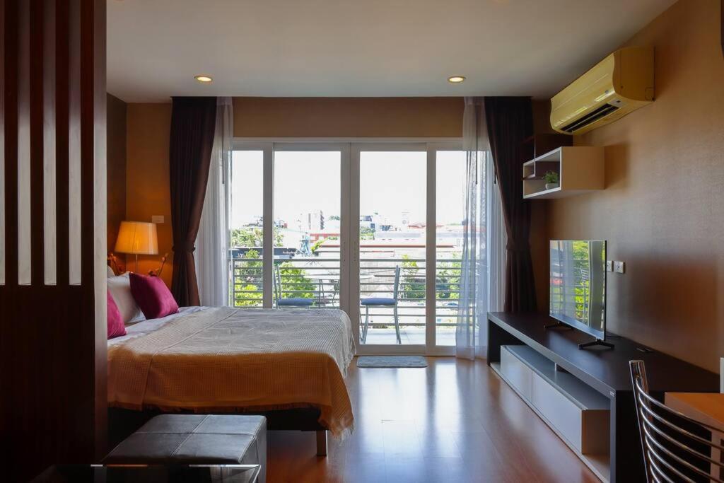 Luxury Living In Heart Of Nimman อพาร์ทเม้น *
