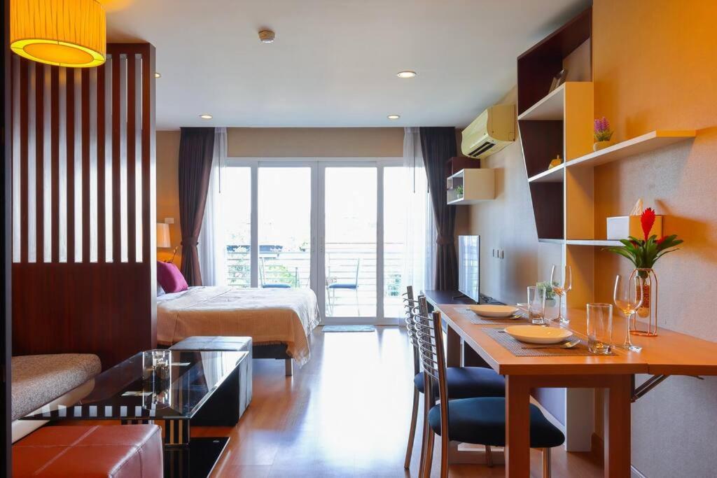 Luxury Living In Heart Of Nimman อพาร์ทเม้น เชียงใหม่