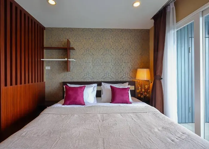 Luxury Living In Heart Of Nimman