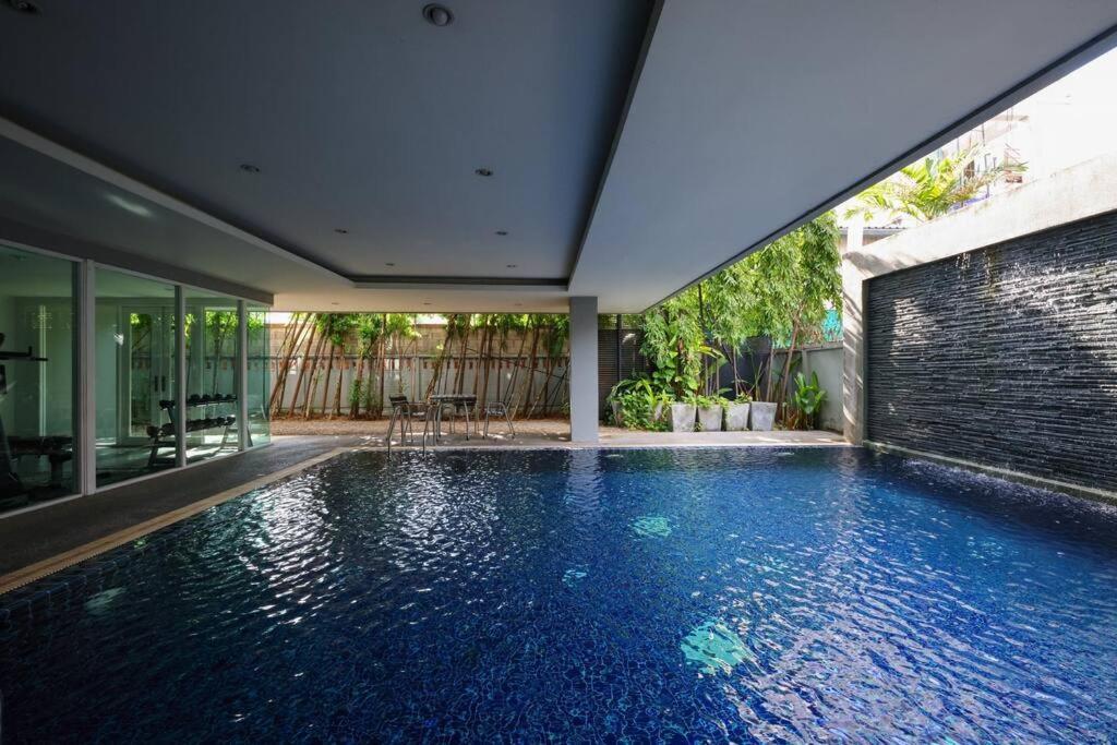 Apartment Luxury Living In Heart Of Nimman